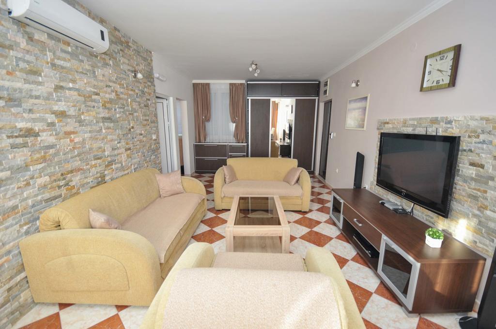 D&D Apartment 1 Budva Luaran gambar